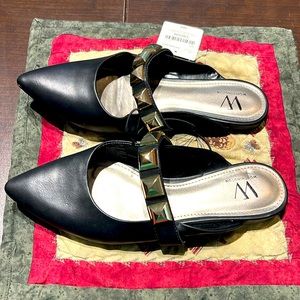 Worthington Slip-on Open Back Shoe Black with Gold Studs Size 9